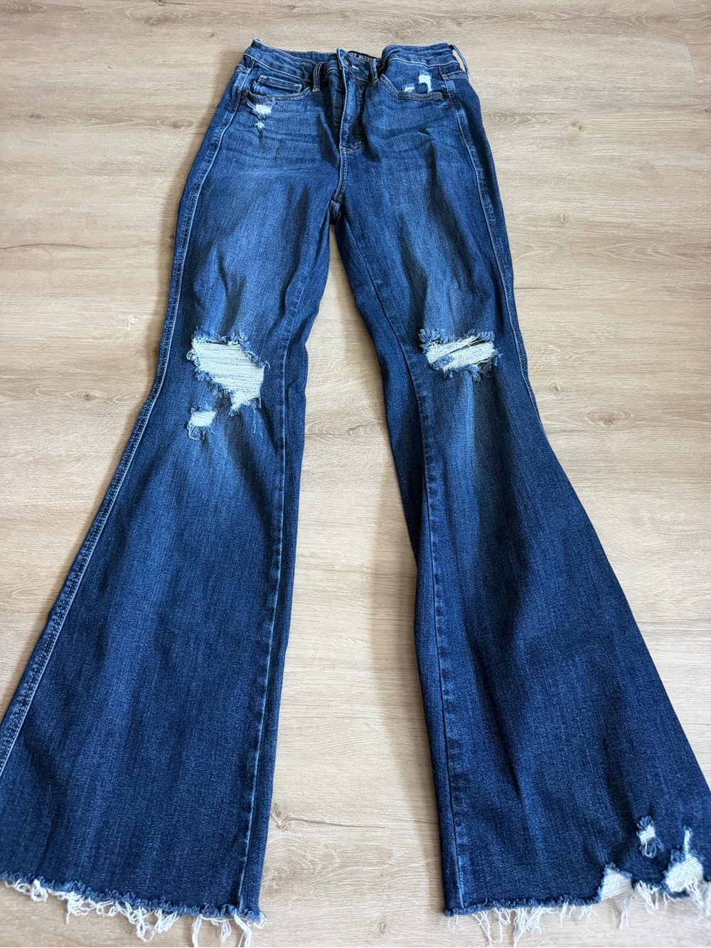 Judy Blue Dark Wash High Rise Flare Jeans Raw Hem Distressed 5/27 - Picture 2 of 9